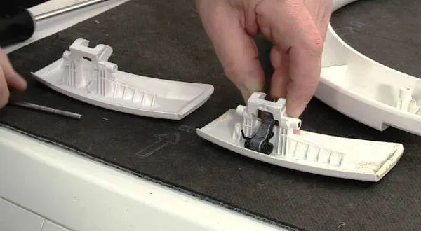 Ручка люка в разборе от Bosch Maxx 5